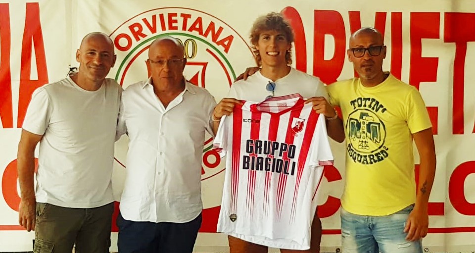 ARRIVANO IL PRIMO ACQUISTO E TANTE CONFERME IN CASA ORVIETANA