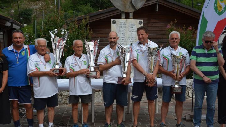DUE COPPIE MARCHIGIANE E UNA TOSCANA SI LAUREANO CAMPIONI D’ITALIA NEL LANCIO DELLA RUZZOLA
