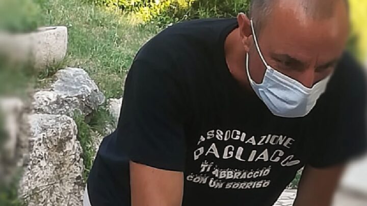 “TI ABBRACCIO CON UN SORRISO”:  48 BAMBINI E GENITORI IN VACANZA GRATIS IN VALNERINA PER SORRIDERE NONOSTANTE LA MALATTIA