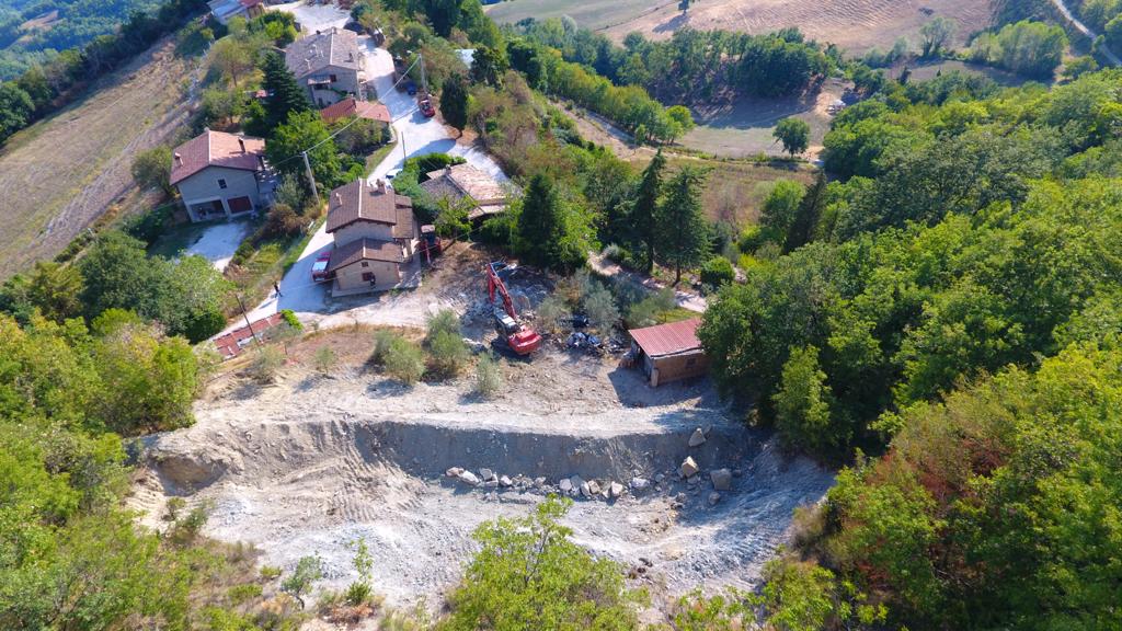 A PARADISO TERMINATI I LAVORI  PER LA MESSA IN SICUREZZA  DELL’AREA DOVE SI VERIFICO’ UNA FRANA