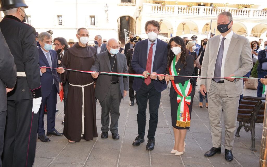 FINO AL 6 GENNAIO 2022 È VISITABILE IL PERCORSO ESPOSITIVO  “INTORNO A FRANCESCO”  OSPITATO NELLA SALA DELLA PINACOTECA.