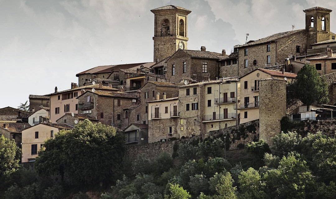 IN UMBRIA, A COLLAZZONE (PG), DOMENICA 31 OTTOBRE, UNA TAPPA DEL PROGETTO  “L’UMBRIA DELLE DUE VALLI – CROCEVIA DI ESPERIENZE”