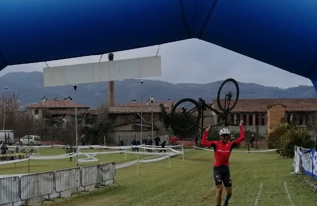 A CITTÀ DI CASTELLO PROVE DI RIPARTENZA PER IL CICLOCROSS CON IL TROFEO BIKELAND