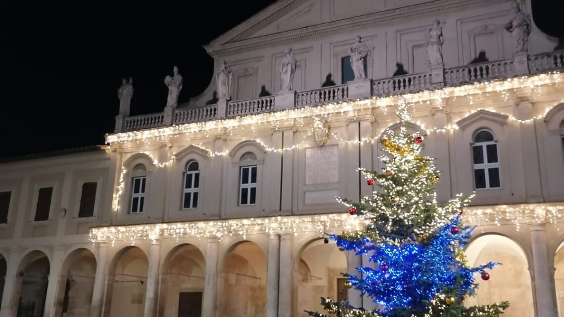 CATTEDRALE DI TERNI – ILLUMINAZIONE ARTISTICA DELLA FACCIATA E PRESEPE IN CRIPTA