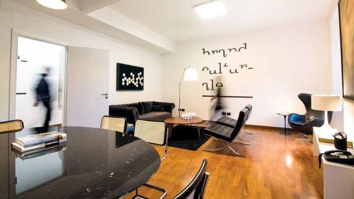 NASCE IN UMBRIA BRAND CULTURALE, UN HUB INCLUSIVO DI CREATIVI UMBRI CHE IMMAGINA, SVILUPPA E PROMUOVE PROGETTI TRA CONTEMPORANEITÀ, TRADIZIONE E SOSTENIBILITÀ, PUNTANDO ALL’INCONTRO  TRA MONDO DELLA CULTURA E IMPRESA.