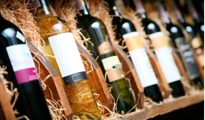 IL CONSORZIO TUTELA VINI MONTEFALCO ADERISCE  A WINE IN MODERATION  IL PRINCIPALE PROGRAMMA DI RESPONSABILITA’ SOCIALE   DEL SETTORE:  IL PRESIDENTE TABARRINI: “DICIAMO NO ALLE ETICHETTE  ALLARMISTICHE CHE L’EUROPA VORREBBE IMPORCI  NECESSARIO PROMUOVERE UNA CULTURA SOSTENIBILE   ED EDUCARE LE NUOVE GENERAZIONI   AD UN CONSUMO EQUILIBRATO”