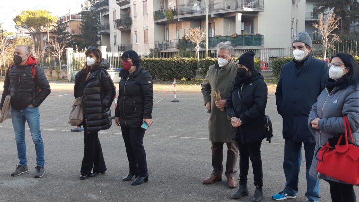 DONAZIONE ALLA SCUOLA BATTISTI IN MEMORIA DI MARIA CRISTINA DI FRANCESCO