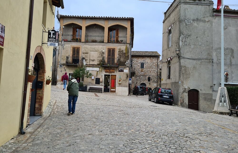 CALVI DELL’UMBRIA, RIFIUTI: COMUNE PREMIATO PER TERZA VOLTA COME “RICICLONE” A ECOFORUM LEGAMBIENTE