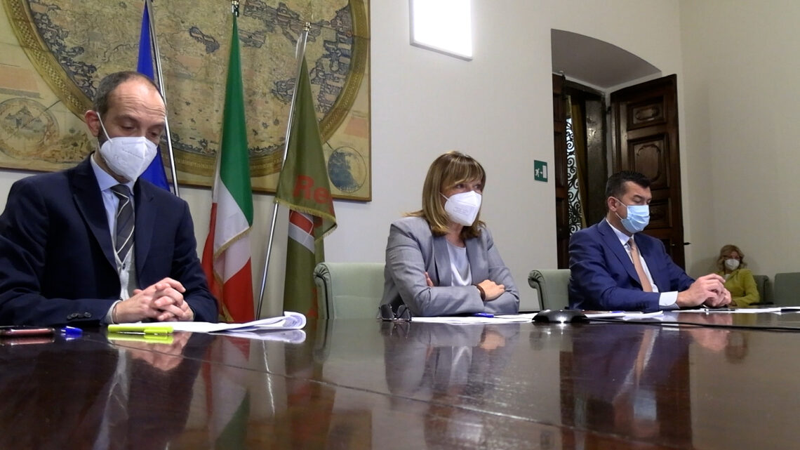 PNRR, PRESIDENTE TESEI PRESENTA PROGETTI UMBRIA: GIÀ FINANZIATI 39 PROGETTI PER 1,57 MILIARDI DI EURO. LAVORO STRAORDINARIO PER INVERTIRE LA ROTTA E COSTRUIRE L’UMBRIA CHE MANCAVA IN TERMINI DI MOBILITÀ, SVILUPPO, OCCUPAZIONE