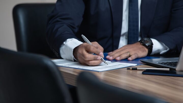SOVRAINDEBITAMENTO, ADOC UMBRIA OFFRE SERVIZIO DI ASSISTENZA GRATUITO