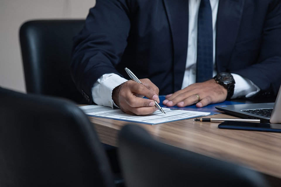 SOVRAINDEBITAMENTO, ADOC UMBRIA OFFRE SERVIZIO DI ASSISTENZA GRATUITO