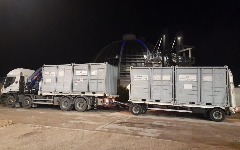 LA PROTEZIONE CIVILE DELL’UMBRIA IN AZIONE PER L’UCRAINA. PARTITI I PRIMI QUATTRO CONTAINER. MELASECCHE “GRAZIE A VOLONTARI E TECNICI PER IL GRANDE IMPEGNO”