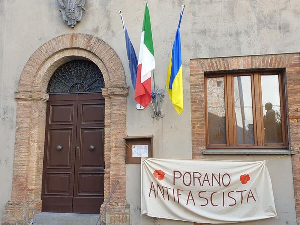 IL CALCIO A SCUOLA: INTEGRAZIONE SOCIALE, ACCOGLIENZA E RISPETTO NON FANNO RIMA CON NEOFASCISMO.