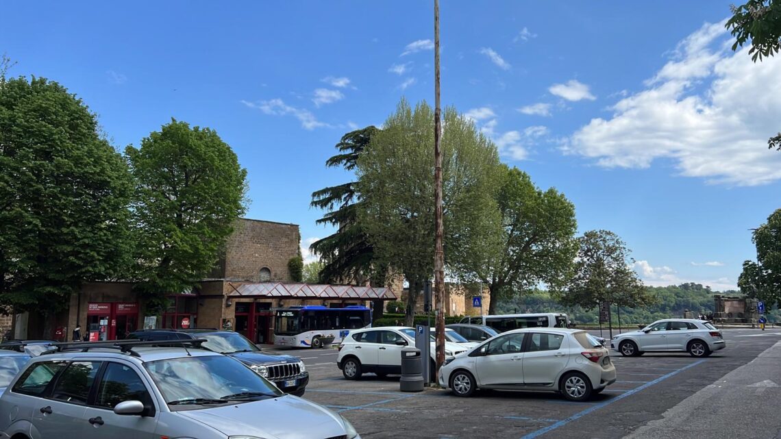 PROSEGUE PROGRAMMA RIFACIMENTO PIANI STRADALI NEL CENTRO STORICO