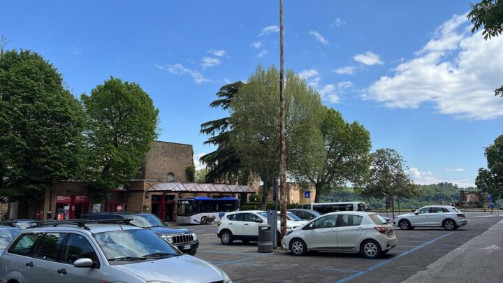 PROSEGUE PROGRAMMA RIFACIMENTO PIANI STRADALI NEL CENTRO STORICO