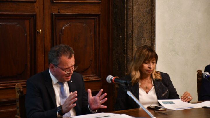 RIFIUTI, PRESIDENTE TESEI E VICEPRESIDENTE MORRONI PRESENTANO OBIETTIVI E AZIONI QUALIFICANTI DEL NUOVO PIANO GESTIONE INTEGRATA: SVOLTA PER DARE STABILITÀ AL SISTEMA E PORRE L’UMBRIA FRA LE REGIONI PIÙ VIRTUOSE