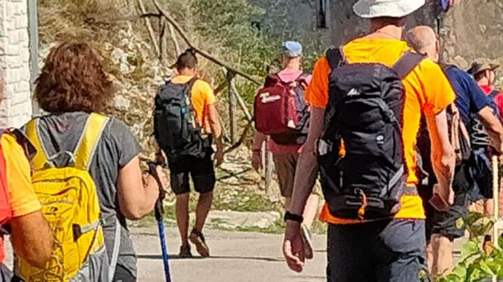 “IL CAMMINO DI LARTH UN’ESPERIENZA TURISTICA DI VALORE RICONOSCIUTO ANCHE DAL COMUNE, INOPPORTUNO CREARE UN CASO”