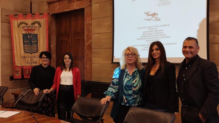 DA DOMANI ATTIVI ALLA CASA DEL SOLE DI AMELIA I SERVIZI DEL “FAMILY HOST”: PRESENTATA L’INIZIATIVA OGGI IN PROVINCIA