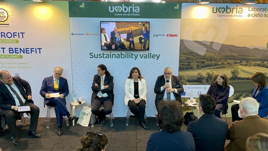 L’UMBRIA AD “ECOMONDO” LANCIA IL “MANIFESTO PER LA BIOECONOMIA CIRCOLARE DALL’UMBRIA PER L’ITALIA”, UN APPELLO AL GOVERNO BASATO SU CINQUE PUNTI PRINCIPALI
