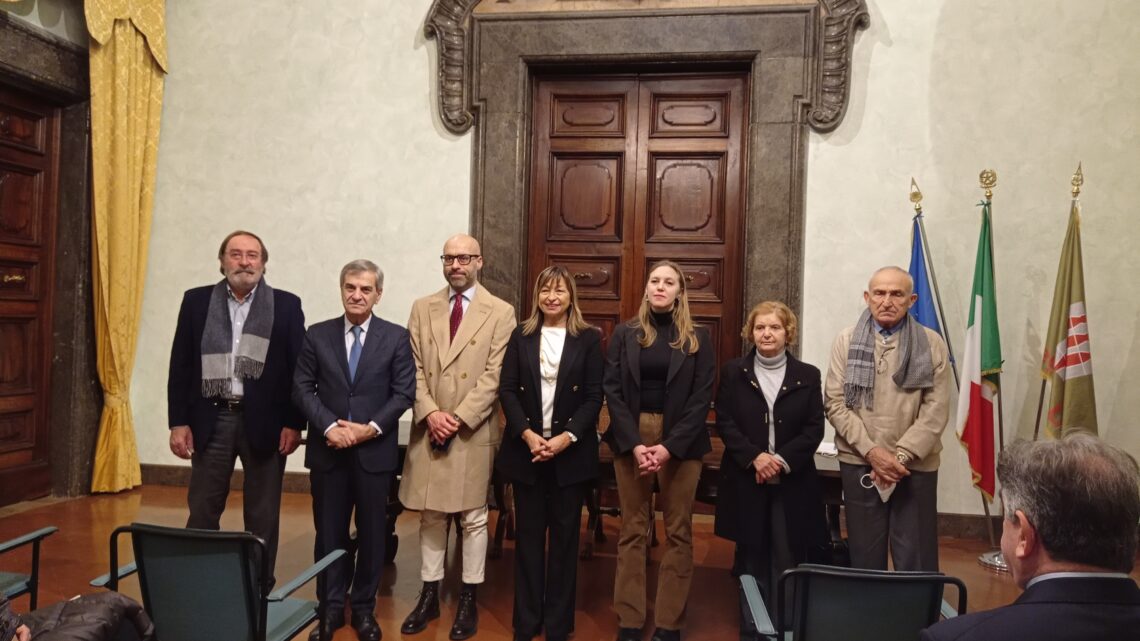 PREMIO DI LAUREA INTITOLATO A MARGHERITA PECCATI E DANIELA CRISPOLTI, OGGI A PALAZZO DONINI LA CONSEGNA ALLA PRESENZA DEI FAMILIARI. PRESIDENTE TESEI: OCCASIONE IMPORTANTE PER RICORDARE LE DUE DIPENDENTI E PREMIARE GIOVANI TALENTI E IL LORO IMPEGNO AL SERVIZIO DELLA COMUNITÀ