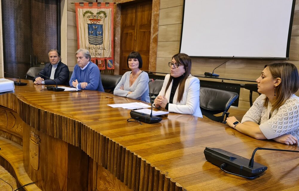 PROVINCIA, CONFERENZA STAMPA DI FINE ANNO DELLA PRESIDENTE PERNAZZA: “STIAMO LAVORANDO PER FAR TORNARE L’ENTE UN PUNTO DI RIFERIMENTO PER I COMUNI E I CITTADINI”