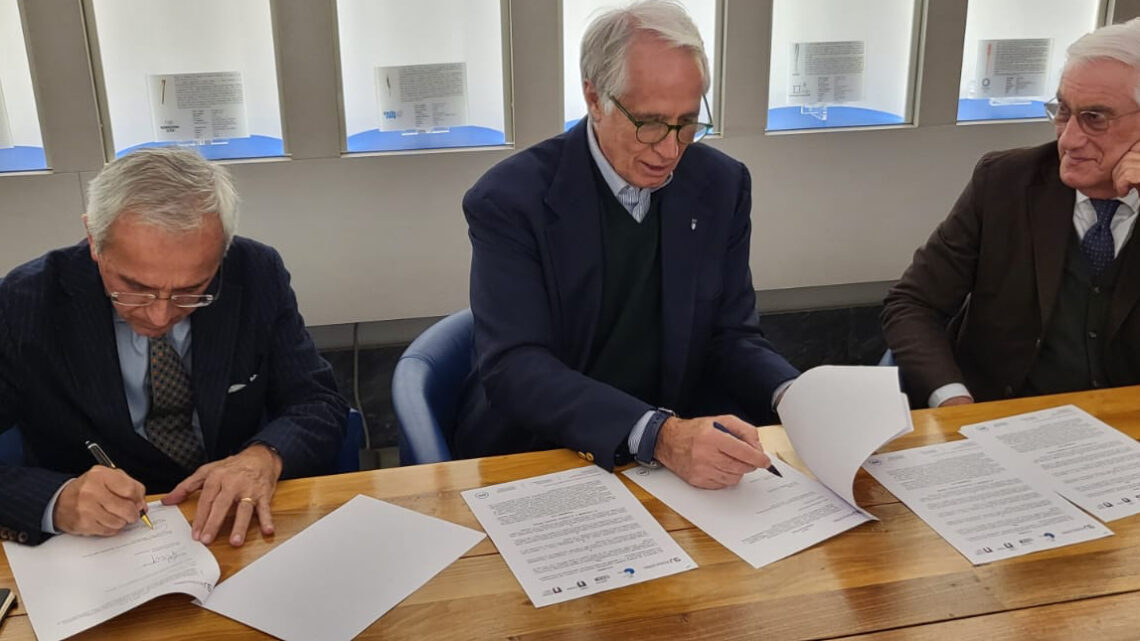 NASCE IL PERCORSO FORMATIVO “ACADEMY DEL GIORNALISMO” PER ASPIRANTI GIORNALISTI PUBBLICISTI SPORTIVI. FIRMATO PROTOCOLLO D’INTESA FRA ORDINE DEI GIORNALISTI UMBRIA, CONI, SCUOLA UMBRA DI AMMINISTRAZIONE PUBBLICA E UNIONE STAMPA SPORTIVA ITALIANA