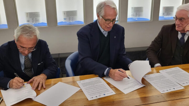 NASCE IL PERCORSO FORMATIVO “ACADEMY DEL GIORNALISMO” PER ASPIRANTI GIORNALISTI PUBBLICISTI SPORTIVI. FIRMATO PROTOCOLLO D’INTESA FRA ORDINE DEI GIORNALISTI UMBRIA, CONI, SCUOLA UMBRA DI AMMINISTRAZIONE PUBBLICA E UNIONE STAMPA SPORTIVA ITALIANA
