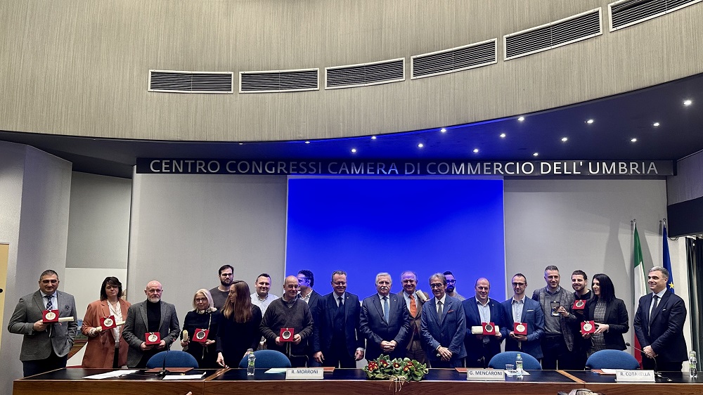 “L’UMBRIA DEL VINO”, I VINI E LE CANTINE VINCITRICI DELLA SECONDA EDIZIONE  DEL CONCORSO ENOLOGICO REGIONALE AUTORIZZATO DAL MINISTERO. ASSEGNATI I PREMI AI VINI DELLE 17 AZIENDE VITIVINICOLE SELEZIONATE.