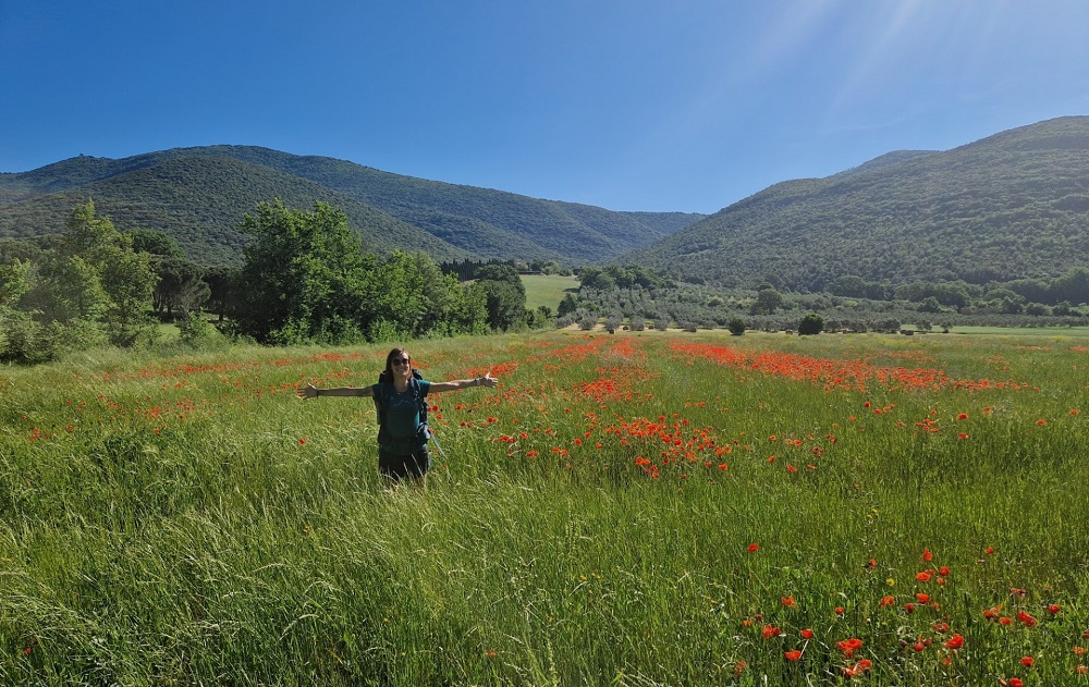 “UMBRIA PRIMAVERA IN CAMMINO”  DAL 1 APRILE AL 7 MAGGIO 2023, FESTIVAL DIFFUSO OUTDOOR  NE “LE TERRE DEI BORGHI VERDI”: PIÙ DI UN MESE DEDICATO A ESCURSIONI GRATUITE CON I PIÙ IMPORTANTI INFLUENCER DEI CAMMINI IN ITALIA NEI 21 COMUNI UMBRI ADERENTI AL PROGETTO