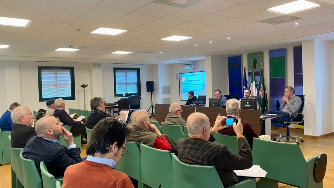 “STATI GENERALI DELLA CACCIA”, PROSEGUE IL CONFRONTO CON LE ASSOCIAZIONI. ASSESSORE MORRONI: PORTEREMO A SINTESI LE PROPOSTE AVANZATE PER ELABORARE UNA LINEA DI RIFORMA CHE RENDA IL MONDO VENATORIO PIÙ SOLIDO E COESO 
