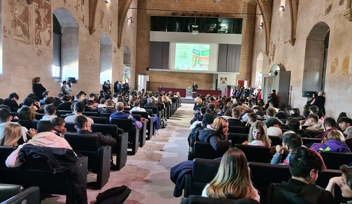PROVINCIA, “GIOVANI IN CANTIERE”: IL LAVORO INCONTRA LE GENERAZIONI DEL FUTURO, TANTI STUDENTI OGGI A ORVIETO