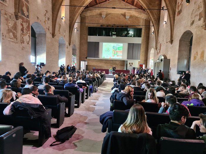 PROVINCIA, “GIOVANI IN CANTIERE”: IL LAVORO INCONTRA LE GENERAZIONI DEL FUTURO, TANTI STUDENTI OGGI A ORVIETO