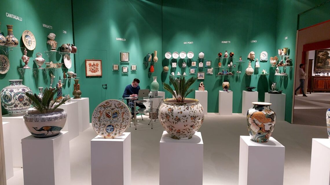  “AMAB – ASSISI MOSTRA ARTE ANTIQUARIATO BASTIA UMBRIA” HA CHIUSO CON UN GRANDE SUCCESSO DI CRITICA E DI PUBBLICO. ORA SUBITO AL LAVORO PER IL FUTURO DI QUESTA STORICA MANIFESTAZIONE.
