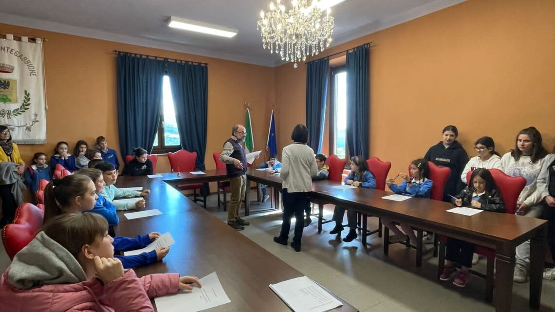 MONTEGABBIONE, INSEDIATO IL CONSIGLIO COMUNALE DEI RAGAZZI