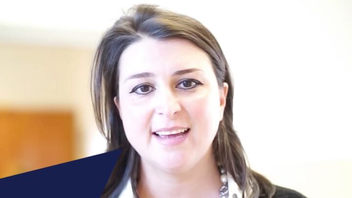 SCUOLA DE AMICIS, IL COMUNE CONSENTA AGLI ALUNNI DI RIENTRARE IN CLASSE