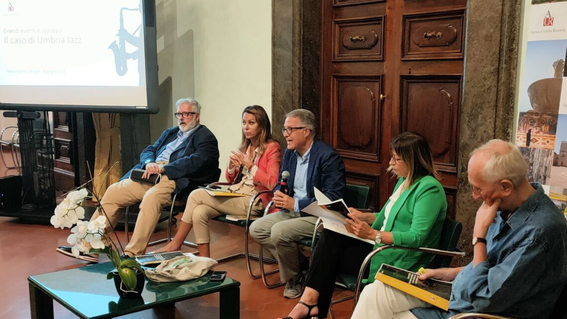 STUDIO AUR SU IMPATTO DEI GRANDI EVENTI PER TURISMO E SVILUPPO ECONOMICO, IL CASO UMBRIA JAZZ PRESENTATO A PALAZZO DONINI. TESEI: HA RESO RICONOSCIBILE IL BRAND UMBRIA ALL’ESTERO