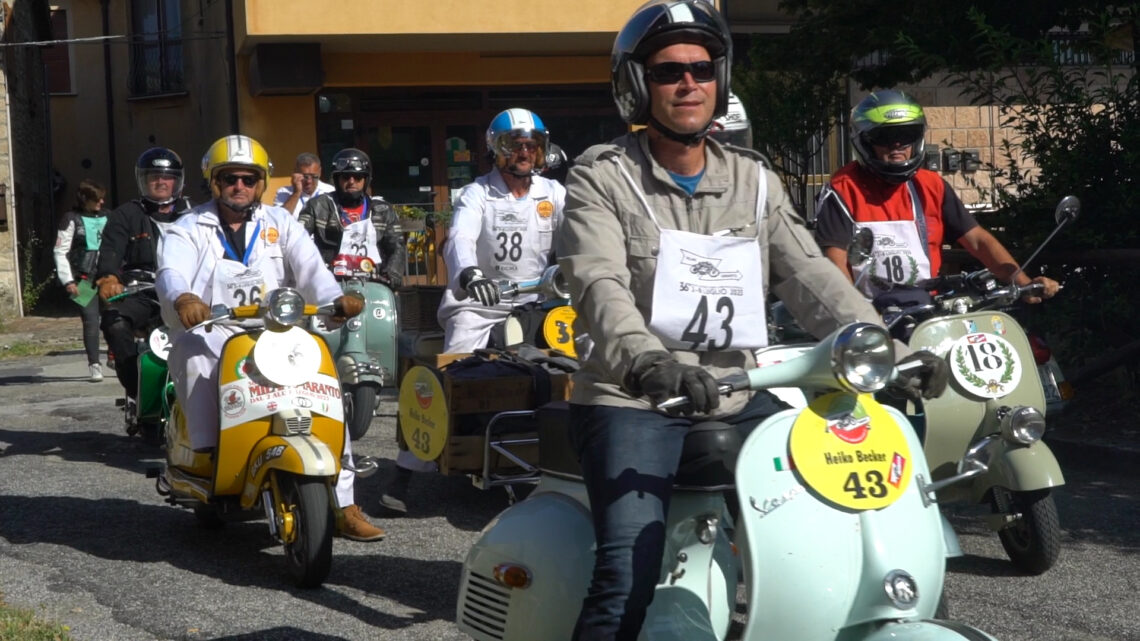 GUALDO CATTANEO, FESTA E MOTO D’EPOCA A GRUTTI PER LA TAPPA DELLA MILANO-TARANTO