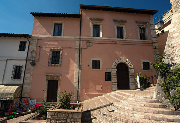 CASCIA, MUSEO CIVICO: INIZIATI LAVORI DI ADEGUAMENTO IMPIANTISTICO, ILLUMINOTECNICO E FUNZIONALE