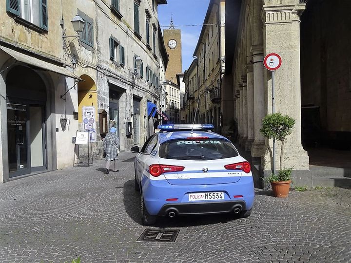 55ENNE ORVIETANO DENUNCIATO DALLA POLIZIA DI STATO.