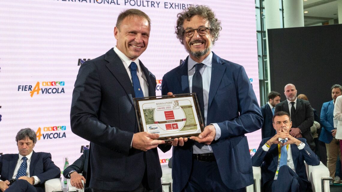 FARINA DI BASALTO® MOSTRA LE SUE ATTITUDINI A LEGAMBIENTE CON I MACCHINARI MARTIGNANI IN COLLABORAZIONE CON ZERO RESIDUI