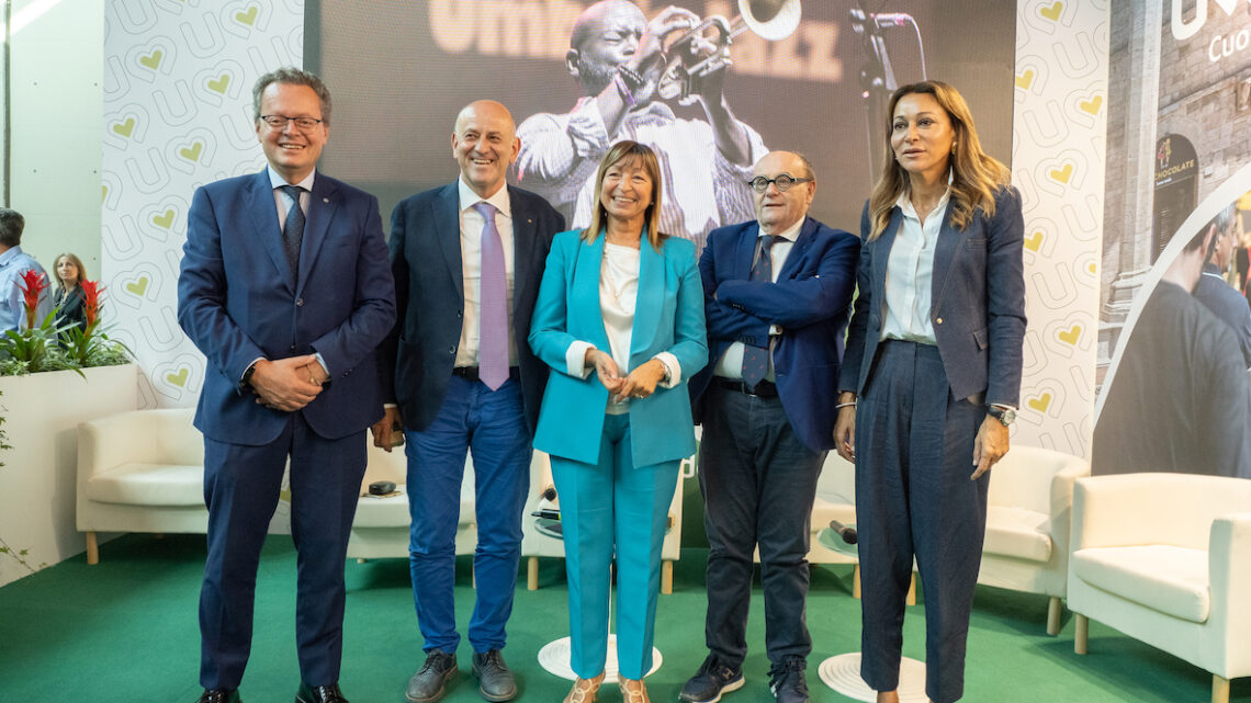 TTG TRAVEL EXPERIENCE DI RIMINI, PRESENTATE INIZIATIVE “UMBRIA TERRA OSPITALE” E “SENTIERI E SAPORI DEL CINEMA”