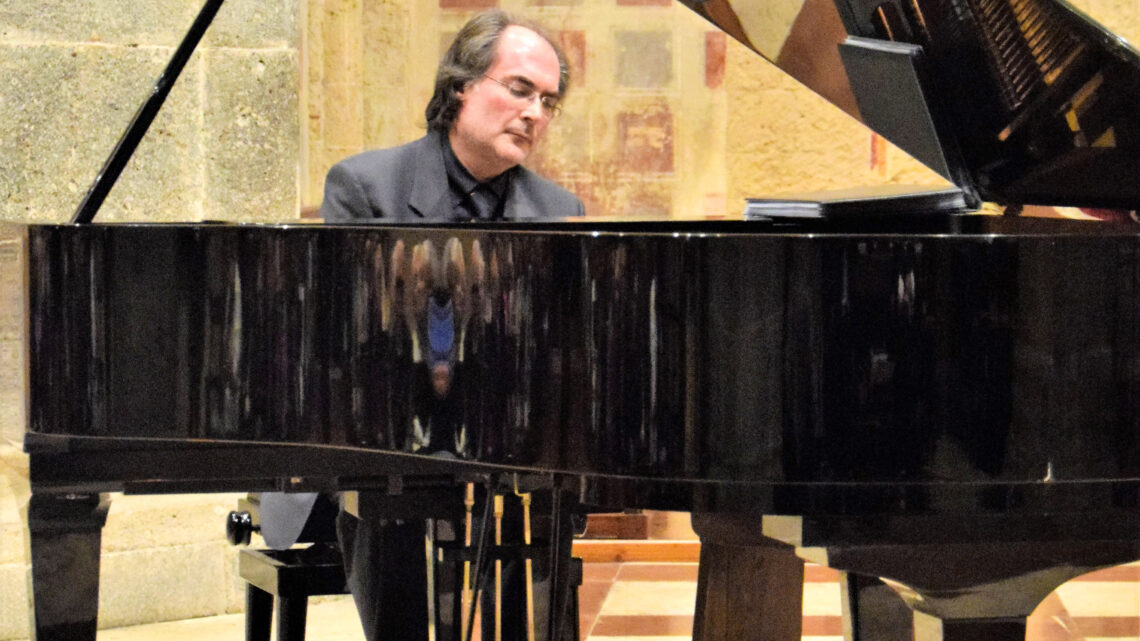 RIPARTE, ALL’UNITRE, L’ATTESO CORSO DI ASCOLTO MUSICALE DEL MAESTRO CAMBRI