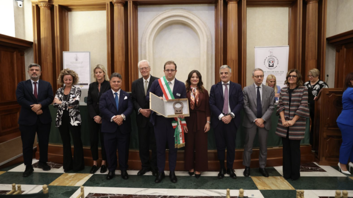 NARNI, PREMIATO COME “AMBASCIATORE NAZIONALE” PER IL PROGETTO DEL CANILE RIFUGIO SAN CRISPINO