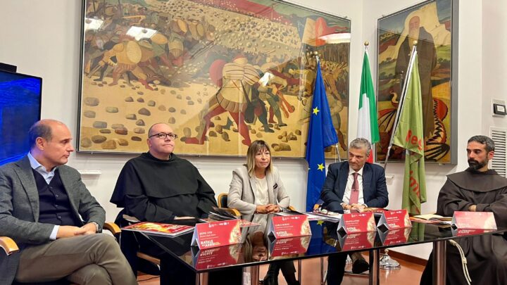 NATALE AD ASSISI, DAL 1° DICEMBRE AL 7 GENNAIO OLTRE 250 EVENTI;  SPECIALE NEL SEGNO DEGLI 800 ANNI DEL PRIMO PRESEPE E DEL CAPODANNO  IN PIAZZA CON RADIO SUBASIO 