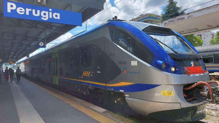 GRUPPO FS, PRESENTATA LA TRENITALIA WINTER EXPERIENCE 2023  IN UMBRIA CONFERMATI TRENI A LUNGA PERCORRENZA, POTENZIATI SERVIZI E LINK PER CENTRI STORICI E AEROPORTO