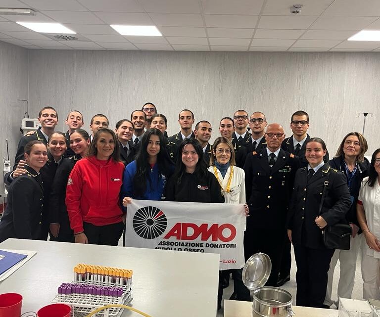 GLI ALLIEVI DELLA SCUOLA MARESCIALLI DELL’AERONAUTICA MILITARE ADERISCONO ALL’INIZIATIVA DELL’ADMO DIVENTANDO POTENZIALI DONATORI DI MIDOLLO OSSEO