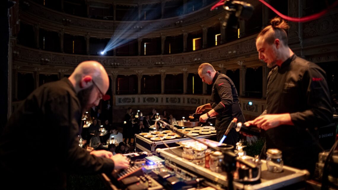 EAT, ENOGASTRONOMIA A TEATRO  SOLD OUT PER LA II EDIZIONE  SI PENSA GIÀ AL PROGRAMMA DEL 2024