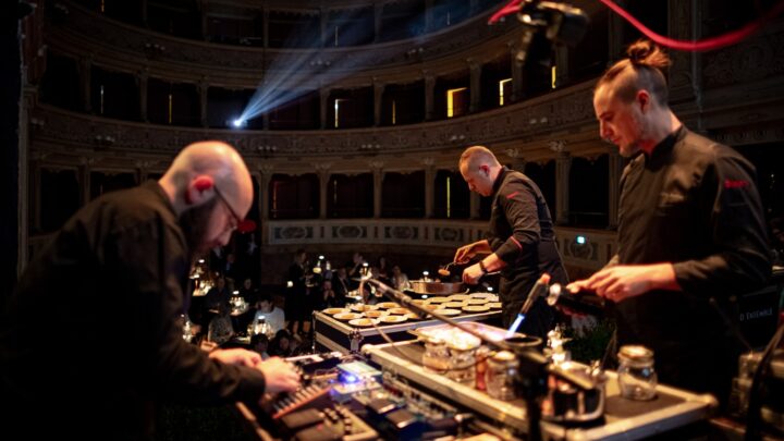 EAT, ENOGASTRONOMIA A TEATRO  SOLD OUT PER LA II EDIZIONE  SI PENSA GIÀ AL PROGRAMMA DEL 2024