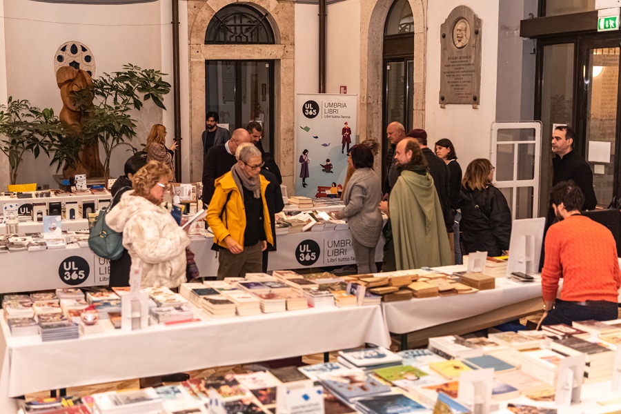 UMBRIALIBRI TERNI SI CONFERMA TAPPA VINCENTE CON GRANDE SUCCESSO E EVENTI SOLD OUT