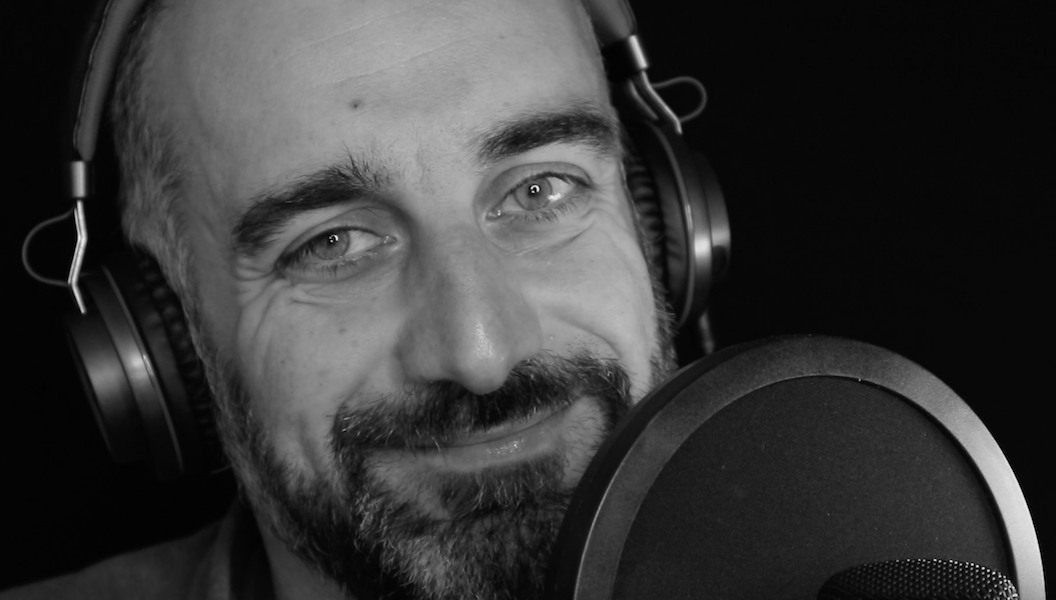 “FOLIGNO ON STAGE” APPRODA NEL RINNOVATO AUDITORIUM SANTA CATERINA:  LA RASSEGNA APRE ALLA STAND-UP COMEDY CON IL PRIMO SPETTACOLO CHE VEDRÀ IN SCENA  DANIELE FABBRI IN “VERITÀ COMODE” (VENERDÌ 26 GENNAIO, ORE 21)
